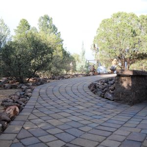 landscaper flagstone paver walkway install