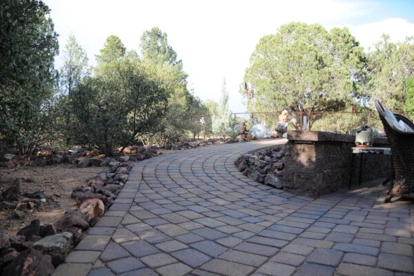 landscaper flagstone paver walkway install