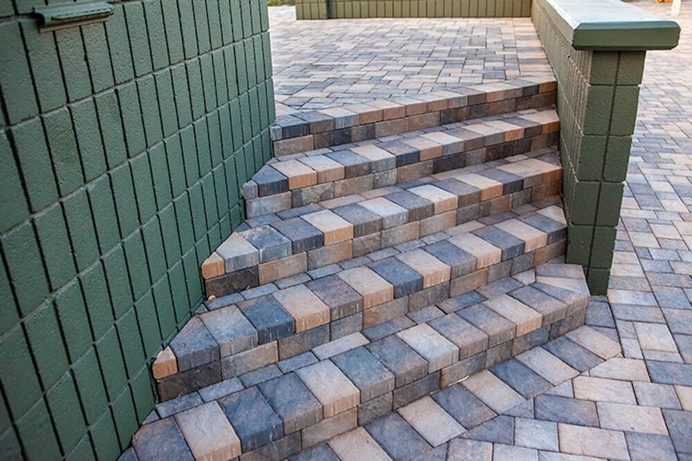 landscaping-service-steps-pavers-zebrascapes-village-of-oak-creek-az