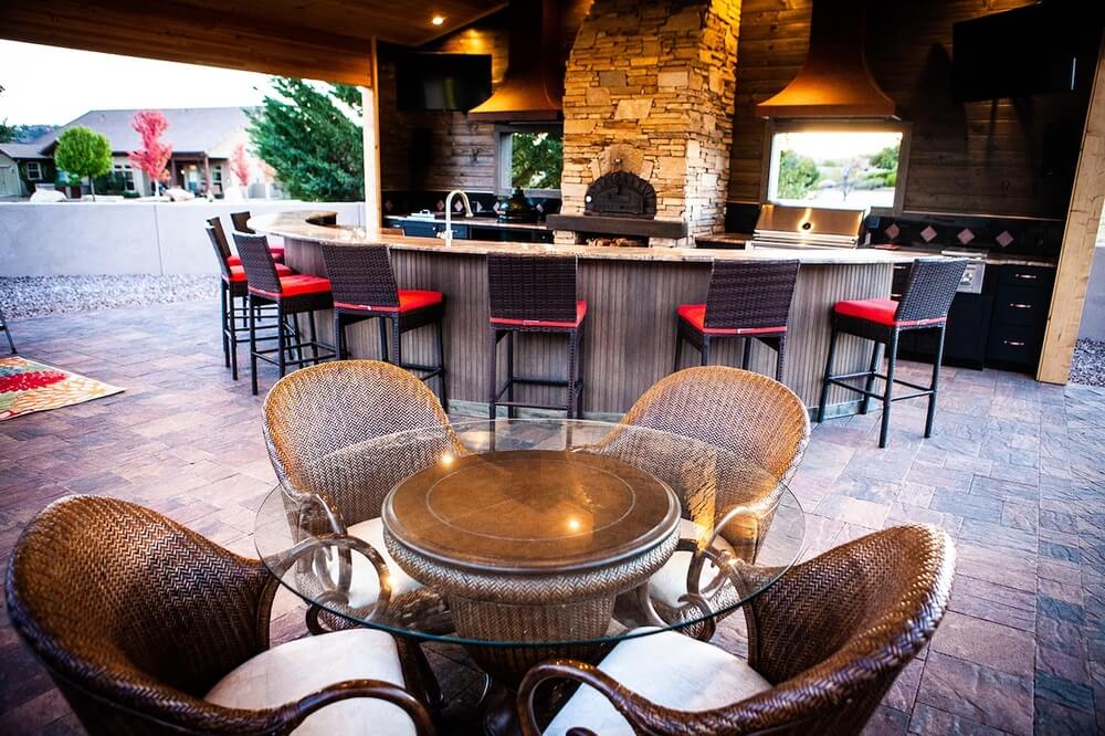 landscaping-services-outdoor-kitchen-zebrascapes-paulden