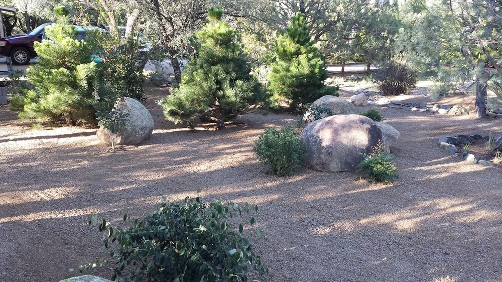 landscaping-services-rock-garden-zebrascapes-cottonwood-az