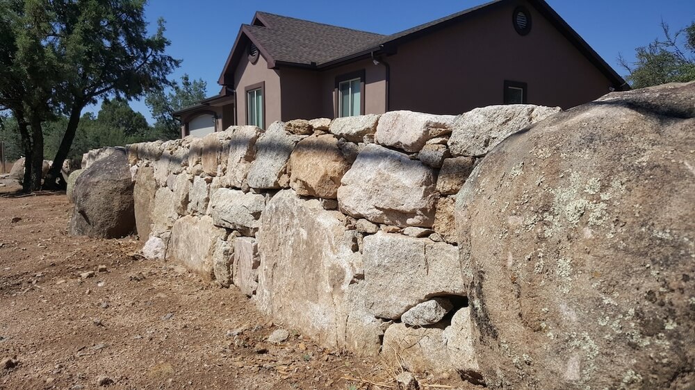 landscaping-services-stone-wall-zebrascapes-dewey-humboldt-az